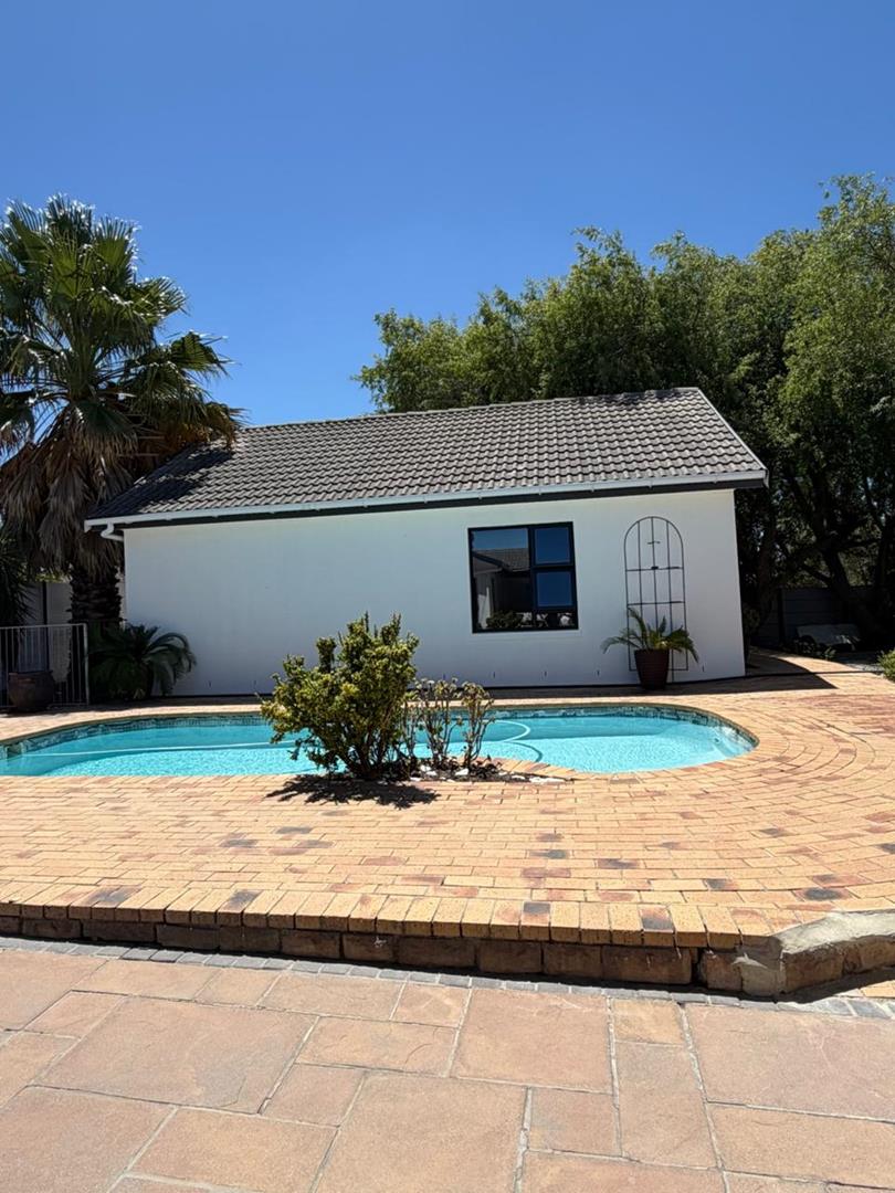 2 Bedroom Property for Sale in Protea Heights Western Cape